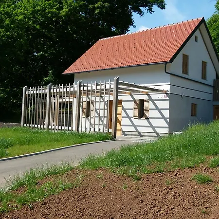 Ferienhaus Vineyard Smerke *